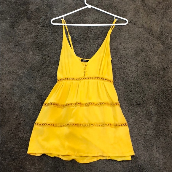 Cute yellow summer dress or coverup - Picture 3 of 3